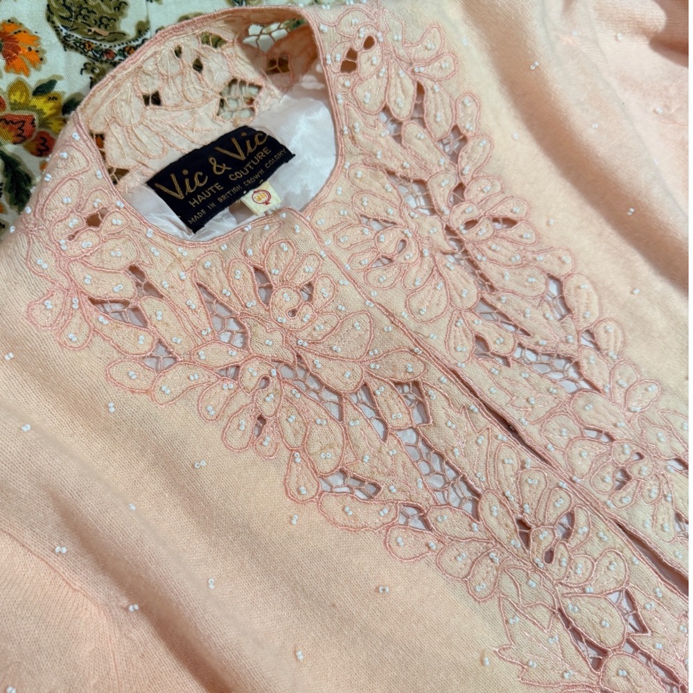 Vintage 1950s Vic & Vic Haute Couture Peach Beaded Lace Cardigan Sweater - M